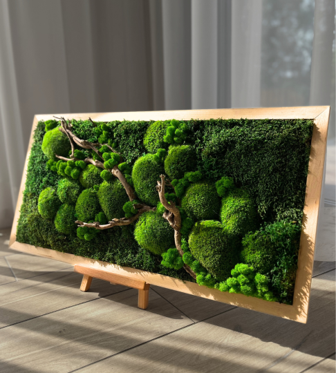 Obraz z mchu  40x80cm w jasnej drewnianej ramie poziomy