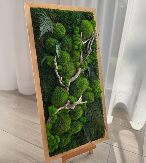 Obraz z mchu i roślin stabilizowanych 40x80cm w drewnianej ramie, pionowy