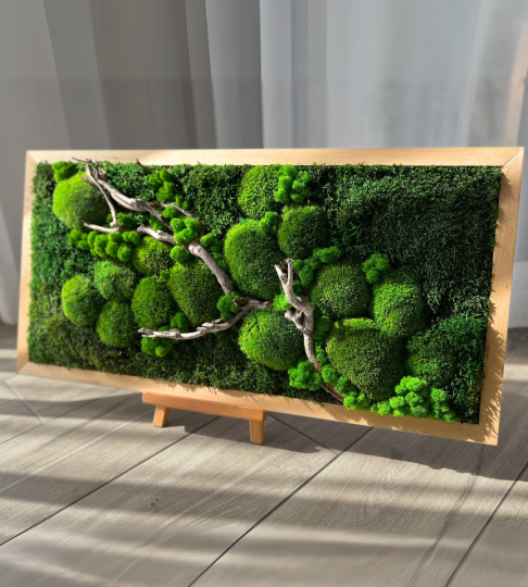 Obraz z mchu  40x80cm w jasnej drewnianej ramie poziomy